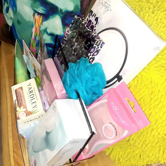 WOMEN'S HAND MADE BASKET VARIETY PACK! :) - Picture 3 of 16